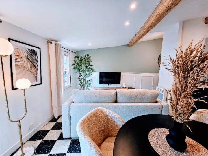4 Couchages Elegant Au Coeur Du Vieux Nice Luaran gambar